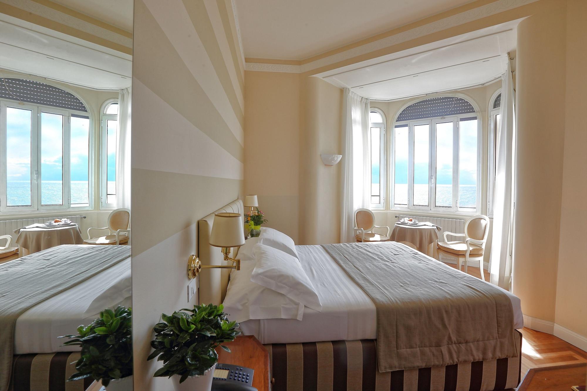 Lolli Palace Hotel Sanremo Exterior photo